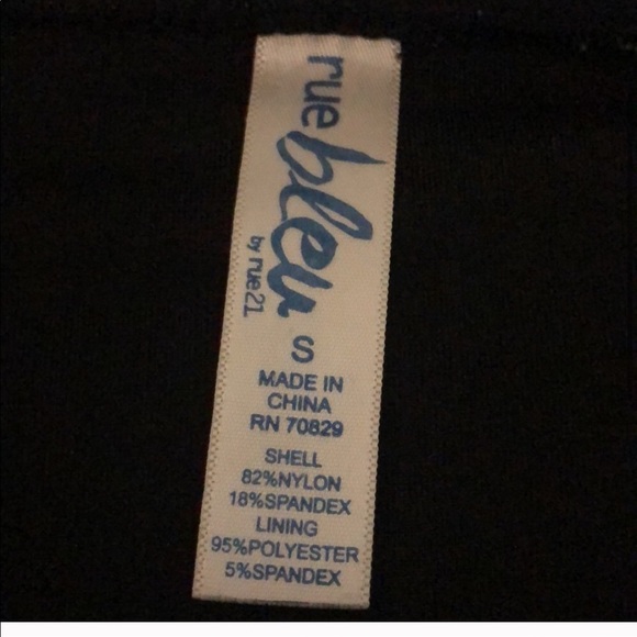 Swimsuit bundle - Picture 8 of 16